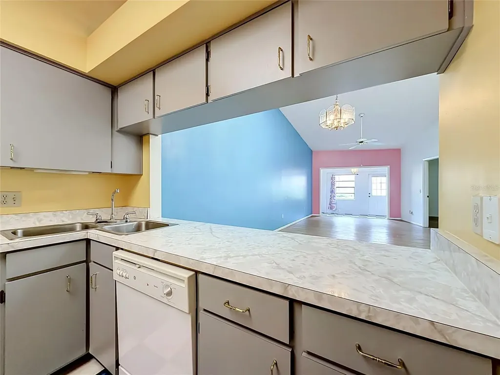 1423 Oak Place Apopka FL 32712