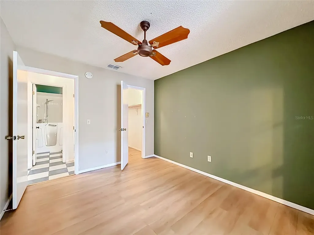 1423 Oak Place Apopka FL 32712