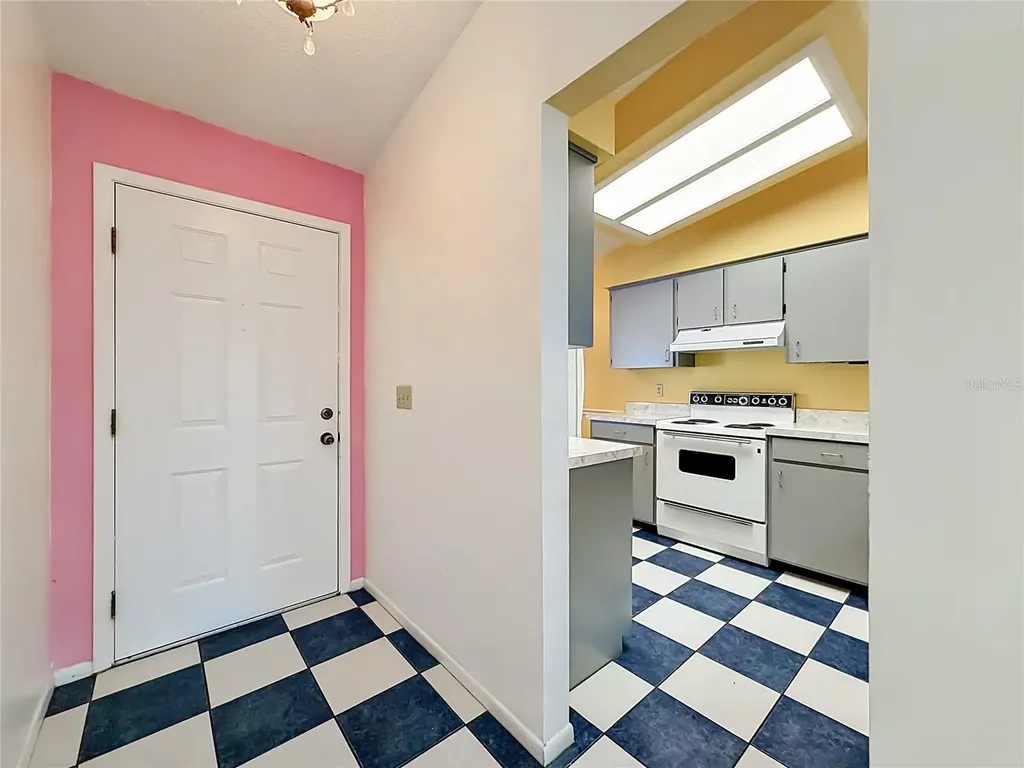 1423 Oak Place Apopka FL 32712