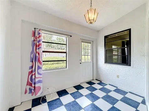 1423 Oak Place Apopka FL 32712