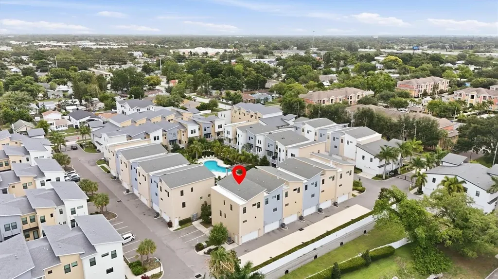 2551 11th Pl N St Petersburg FL 33713