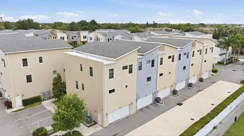 2551 11th Pl N St Petersburg FL 33713