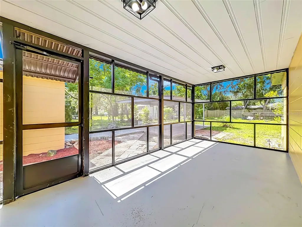 948 NE 6th Street Ocala FL 34470