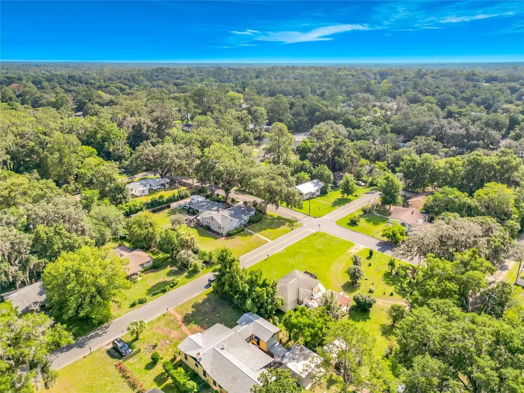948 NE 6th Street Ocala FL 34470