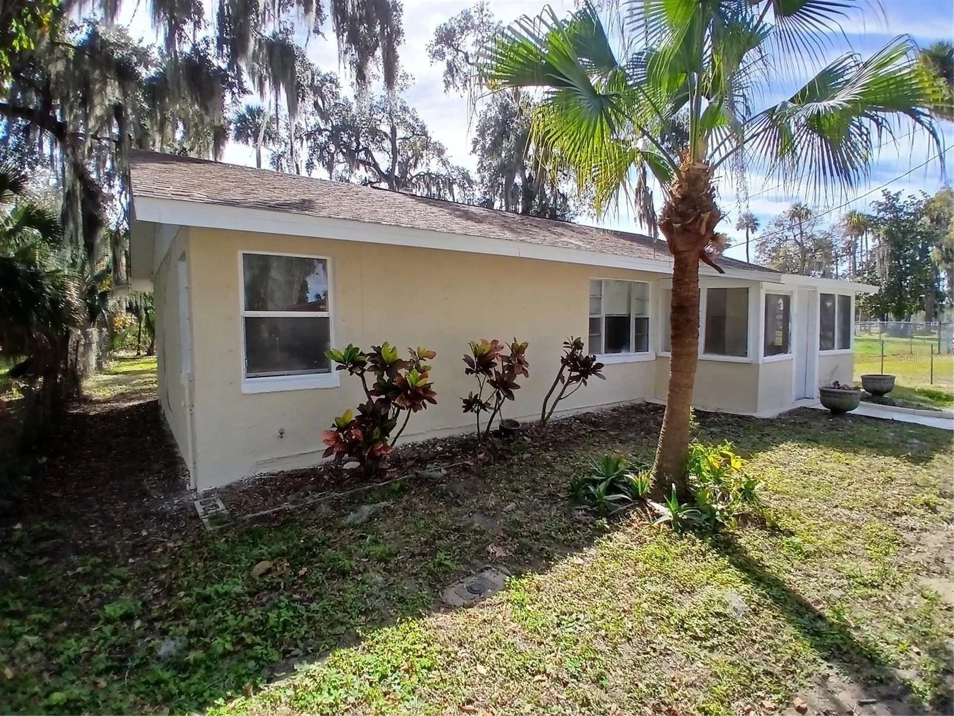 921 Winchester Street Daytona Beach FL 32114