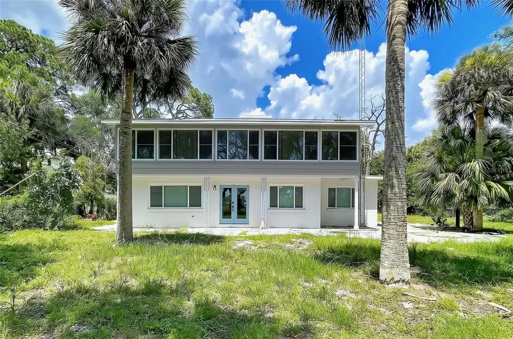 1275 Mickler Lane Tarpon Springs FL 34689