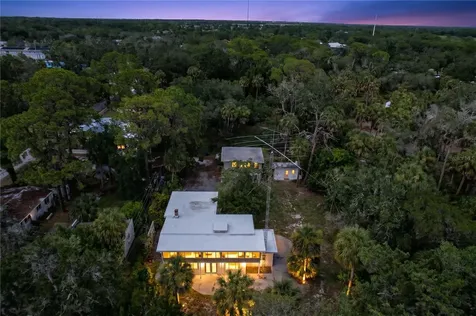 1275 Mickler Lane Tarpon Springs FL 34689