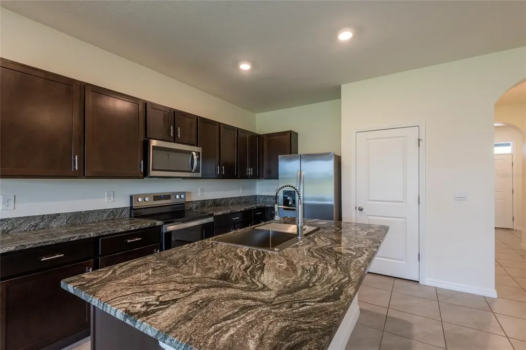 34310 Redwood Dawn Lane Wesley Chapel FL 33543