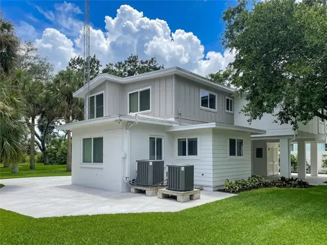 1275 Mickler Lane Tarpon Springs FL 34689