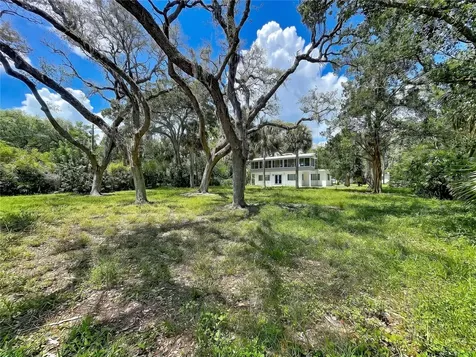1275 Mickler Lane Tarpon Springs FL 34689