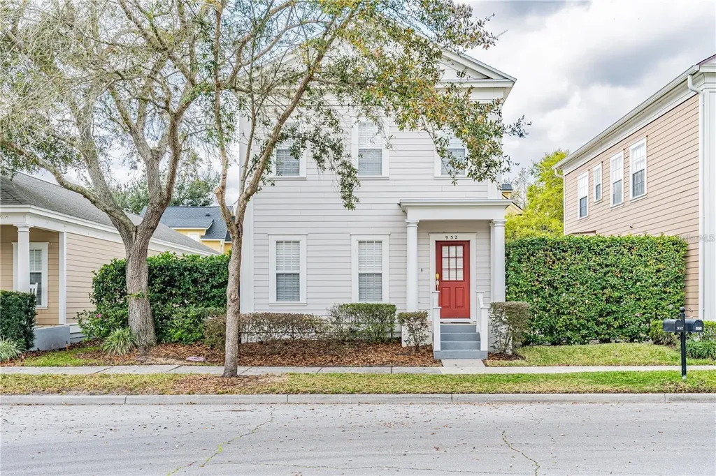 932 Pawstand Road Celebration FL 34747