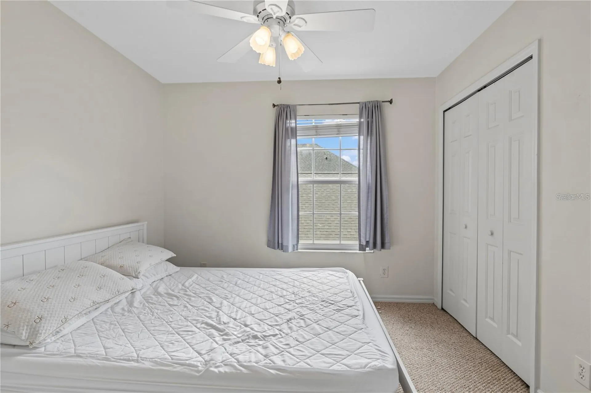932 Pawstand Road Celebration FL 34747