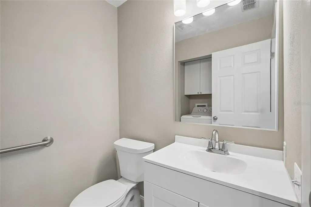 717 Oak Park Place Brandon FL 33511