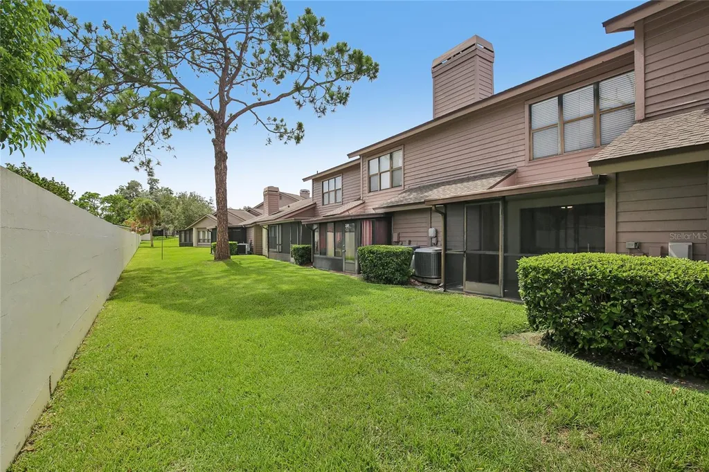 717 Oak Park Place Brandon FL 33511