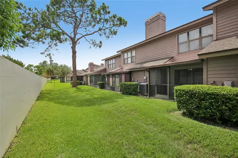 717 Oak Park Place Brandon FL 33511