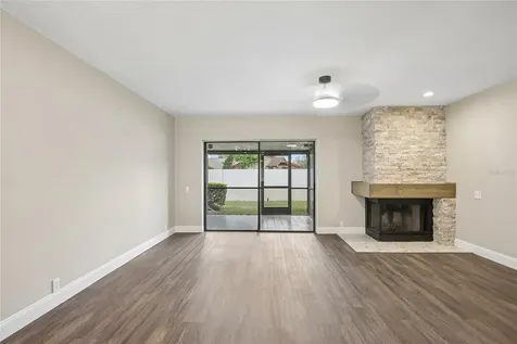 717 Oak Park Place Brandon FL 33511