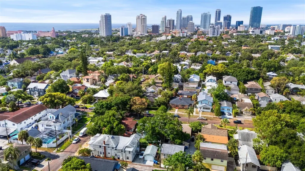 205 12th Avenue N St Petersburg FL 33701