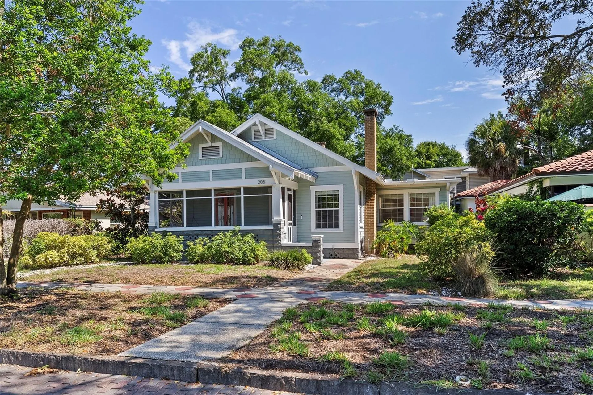 St Petersburg FL, 205 12TH Avenue N