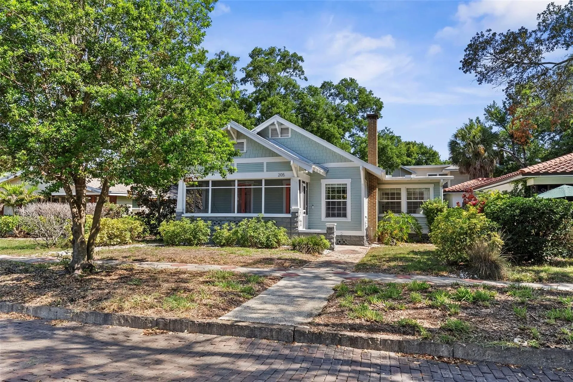 205 12th Avenue N St Petersburg FL 33701