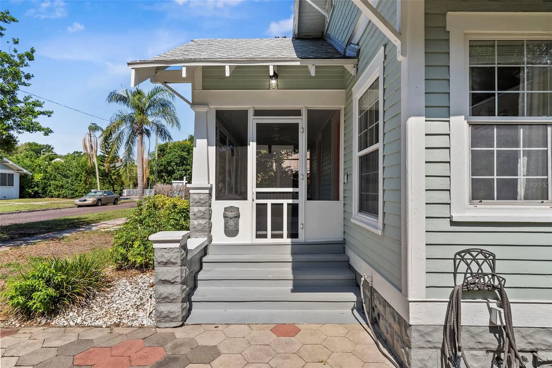 205 12th Avenue N St Petersburg FL 33701