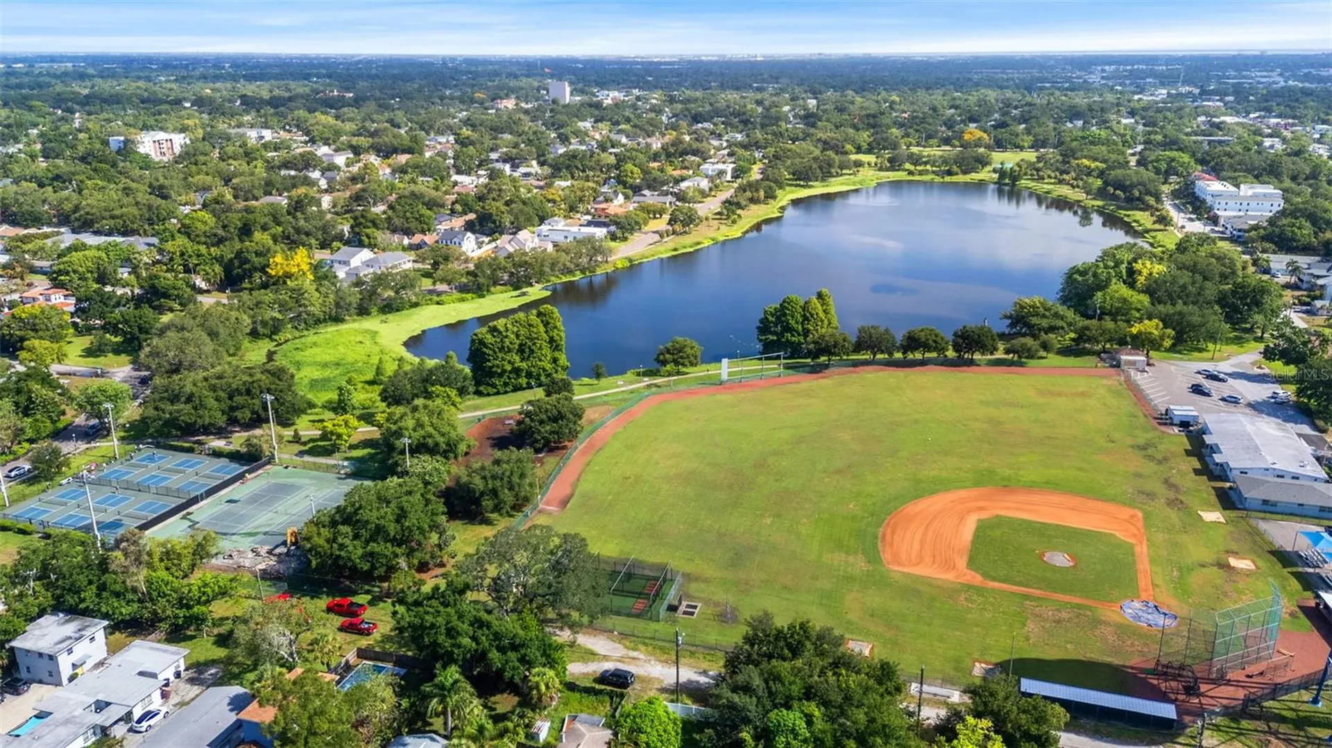 205 12th Avenue N St Petersburg FL 33701