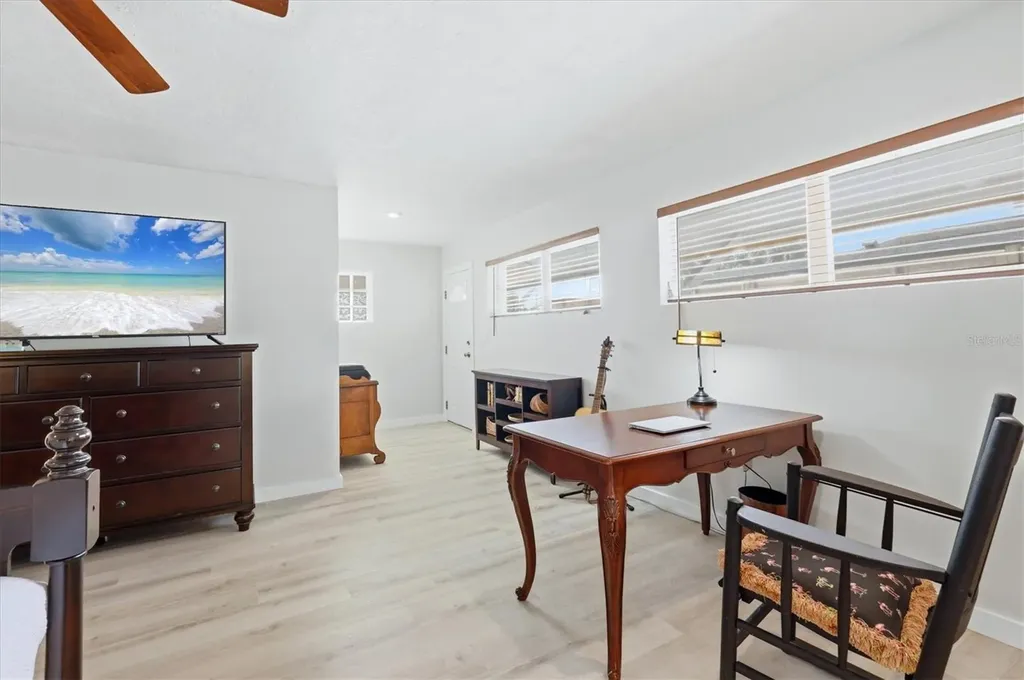 3612 S Lockwood Ridge Road Sarasota FL 34239