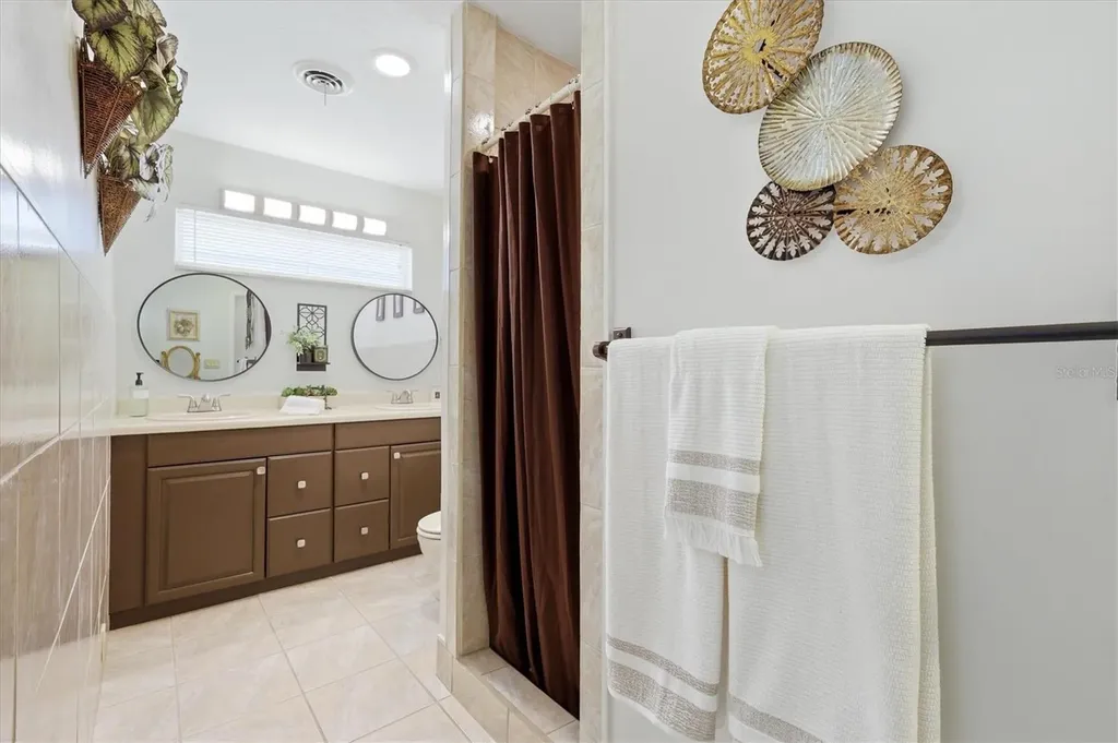 3612 S Lockwood Ridge Road Sarasota FL 34239