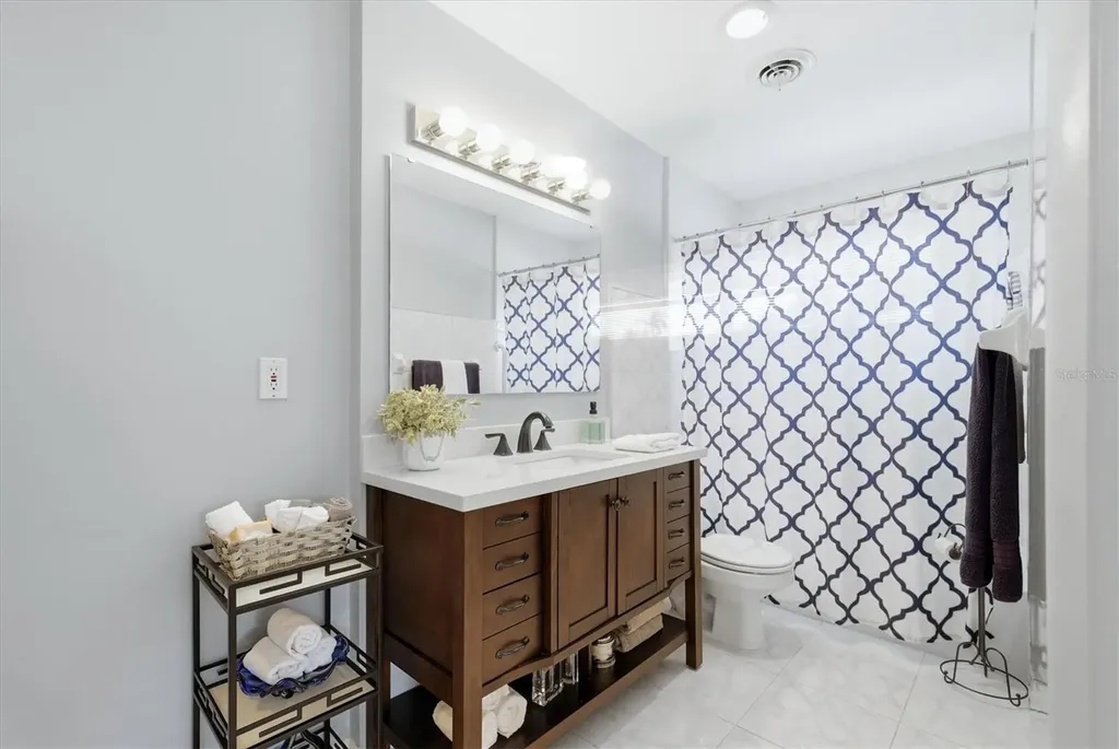 3612 S Lockwood Ridge Road Sarasota FL 34239