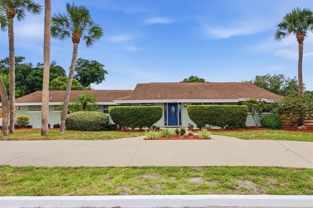 3612 S Lockwood Ridge Road Sarasota FL 34239