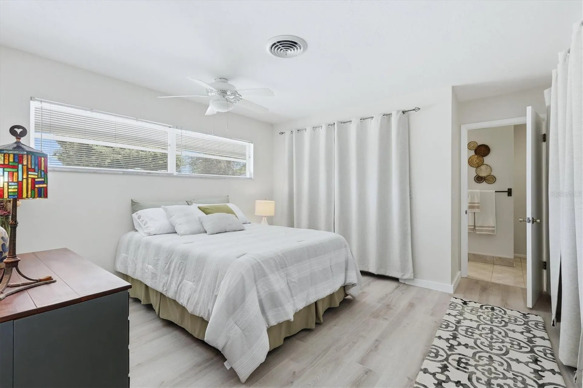 3612 S Lockwood Ridge Road Sarasota FL 34239