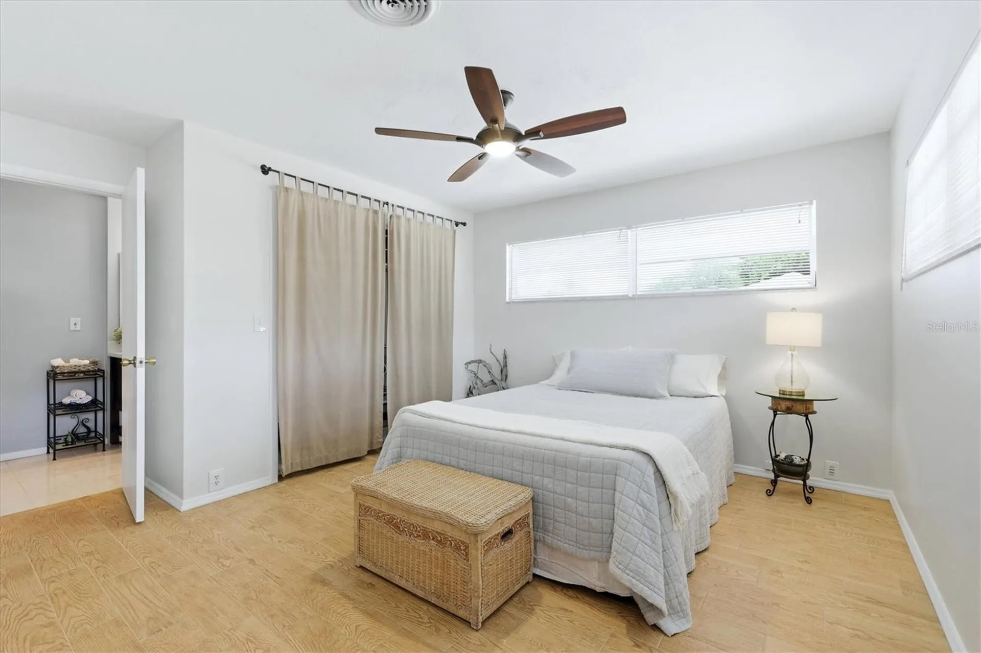 3612 S Lockwood Ridge Road Sarasota FL 34239
