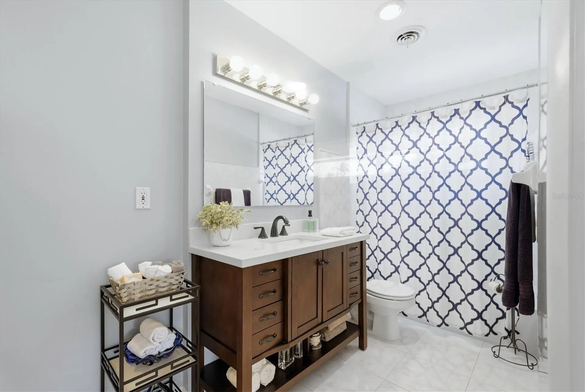 3612 S Lockwood Ridge Road Sarasota FL 34239