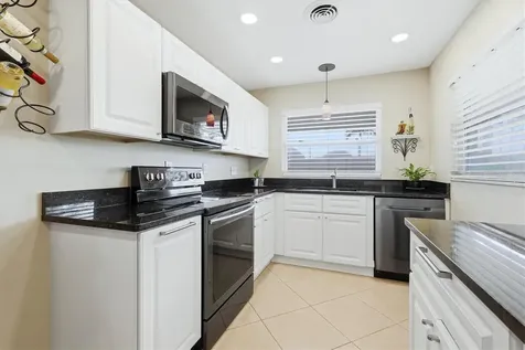 3612 S Lockwood Ridge Road Sarasota FL 34239