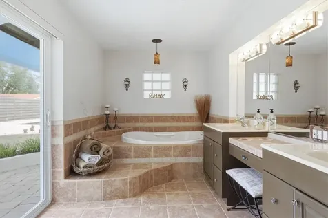 3612 S Lockwood Ridge Road Sarasota FL 34239