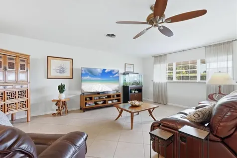 3612 S Lockwood Ridge Road Sarasota FL 34239