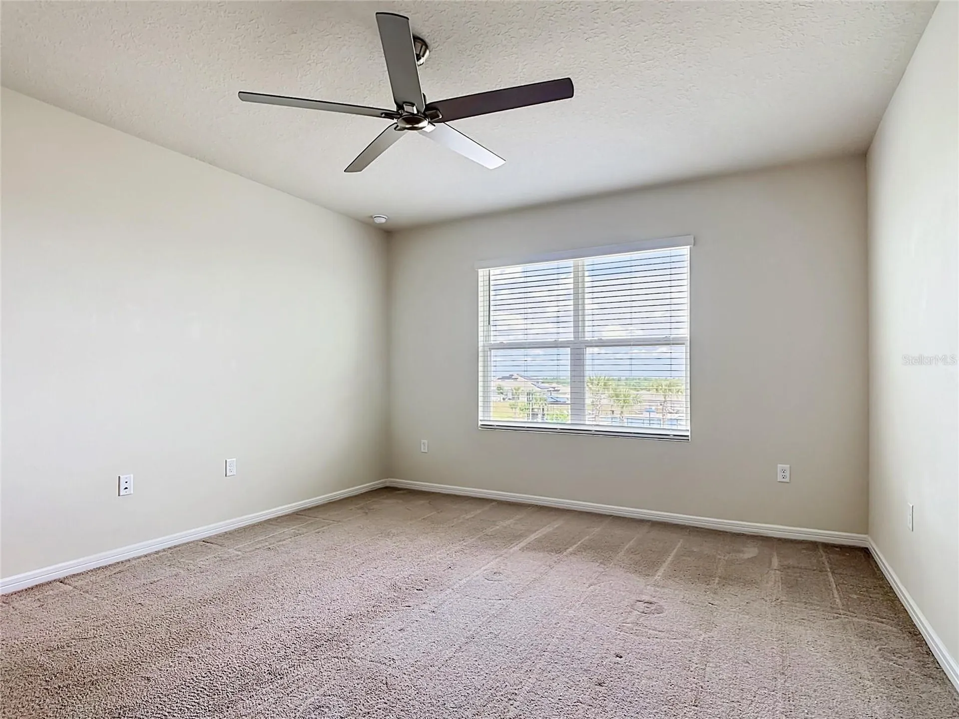 1539 Aspen Avenue Davenport FL 33837