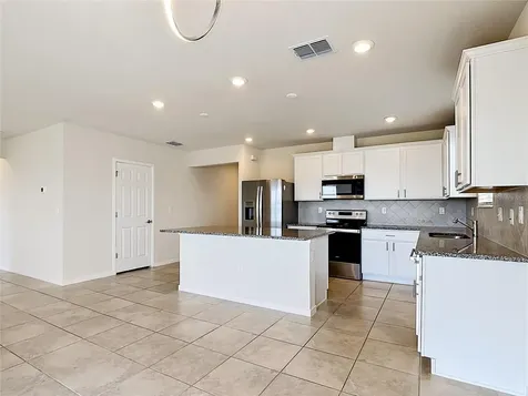 1539 Aspen Avenue Davenport FL 33837