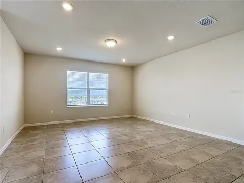 1539 Aspen Avenue Davenport FL 33837
