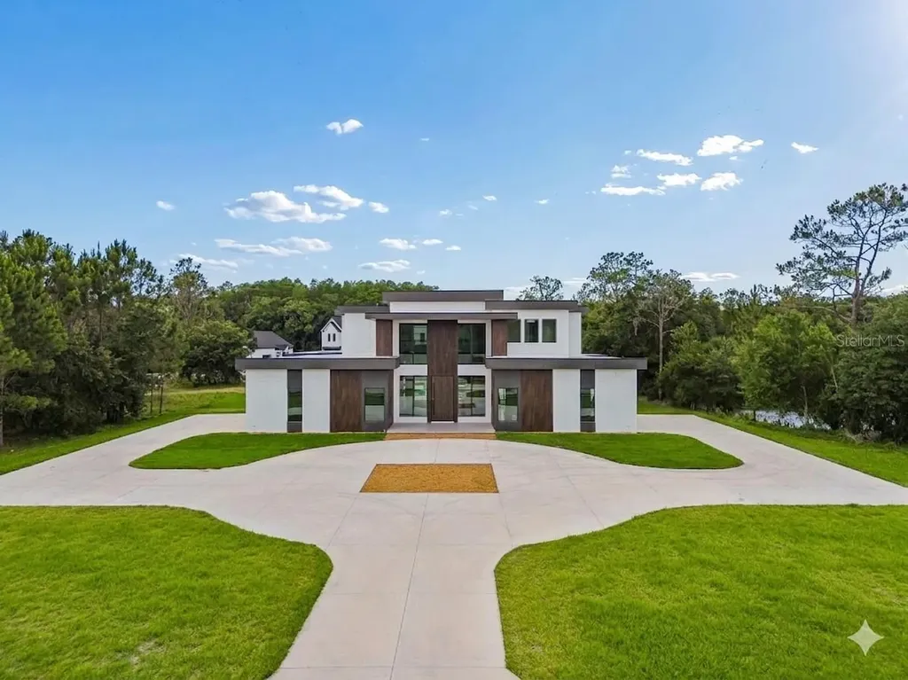 144 Keystone Palms Boulevard Tarpon Springs FL 34688