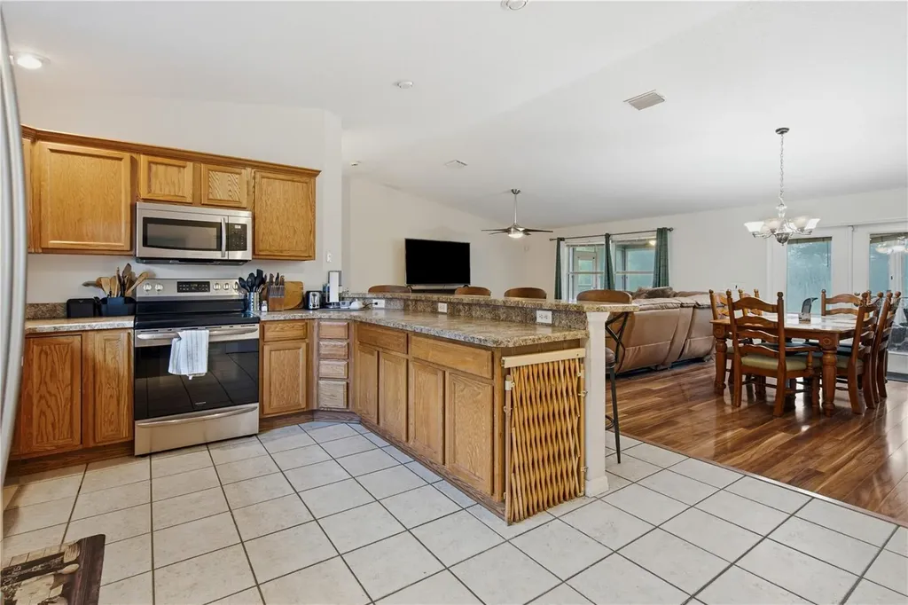 16723 SE 173rd Terrace Road Weirsdale FL 32195