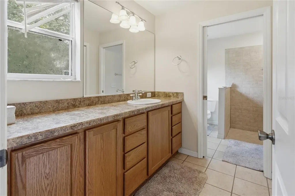 16723 SE 173rd Terrace Road Weirsdale FL 32195