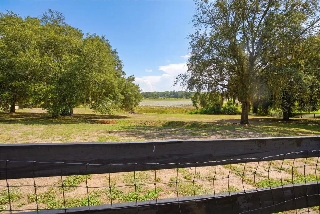 16723 SE 173rd Terrace Road Weirsdale FL 32195