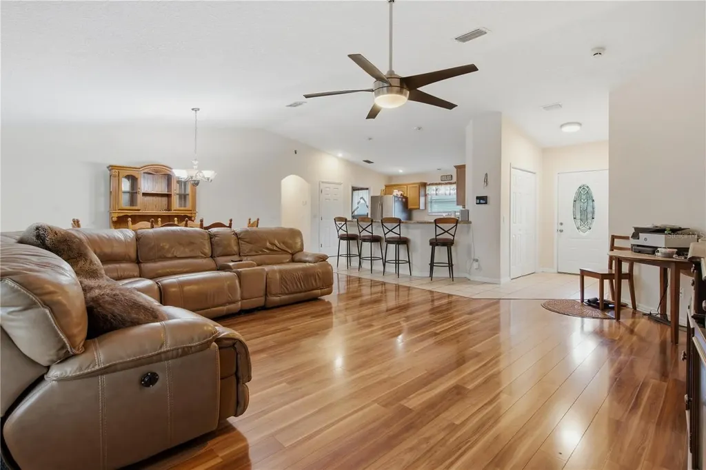 16723 SE 173rd Terrace Road Weirsdale FL 32195