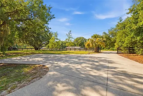 16723 SE 173rd Terrace Road Weirsdale FL 32195