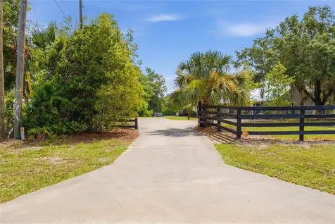 16723 SE 173rd Terrace Road Weirsdale FL 32195