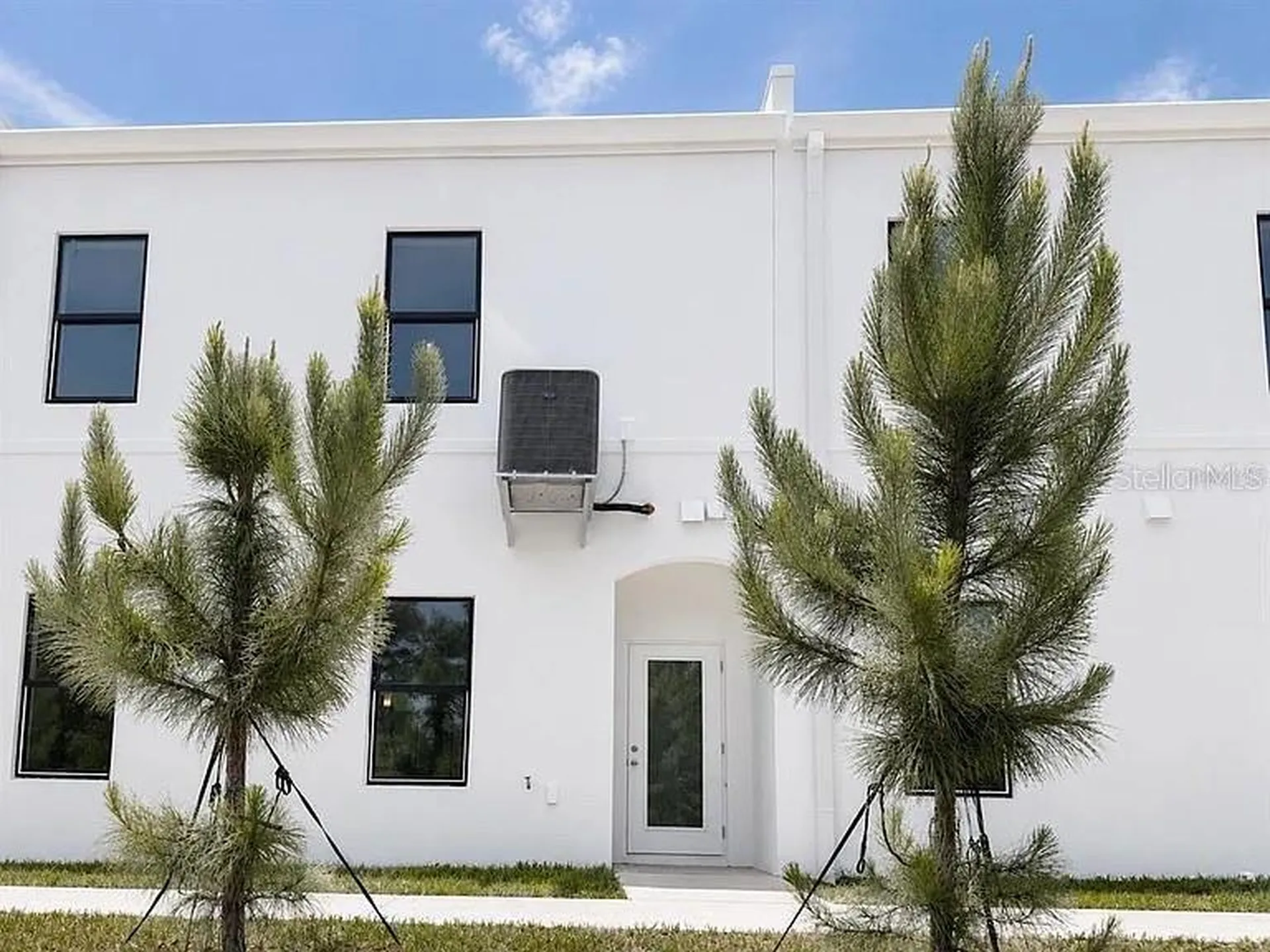 4365 Cambio Gardens Court Tampa FL 33610