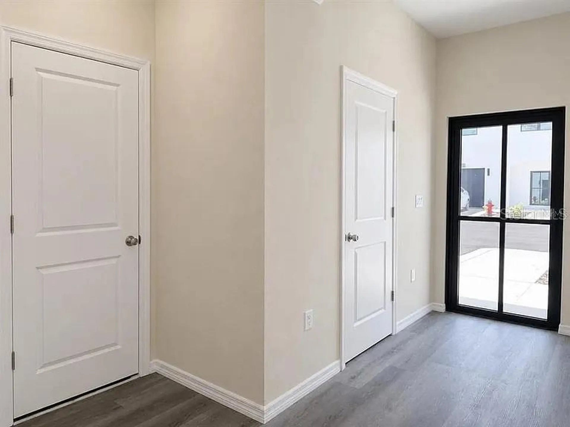 4365 Cambio Gardens Court Tampa FL 33610