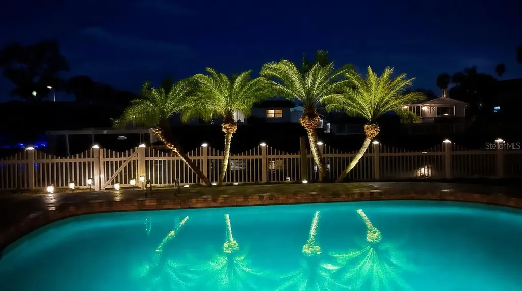 8722 Hickorywood Lane Tampa FL 33615