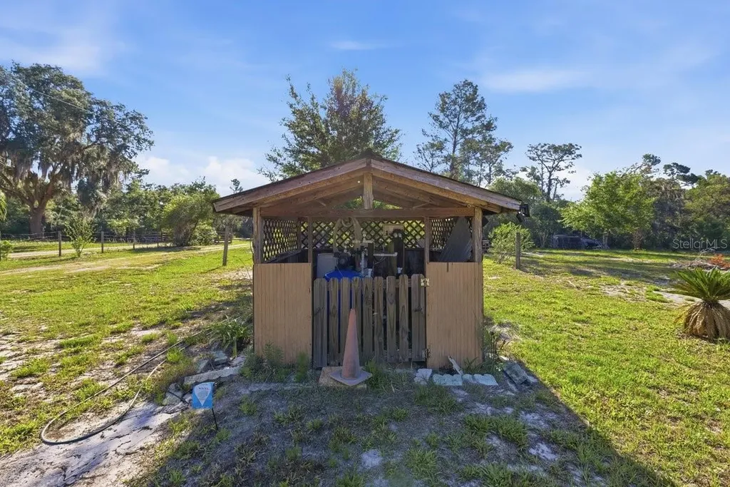 1560 Mcclellan Road Frostproof FL 33843