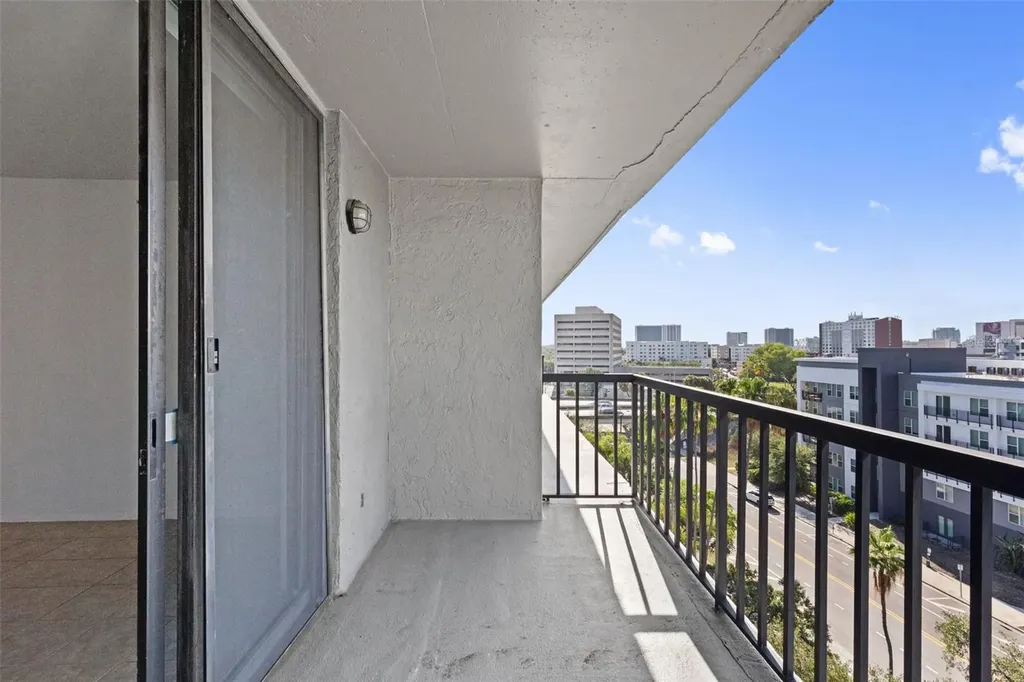 201 W Laurel Street Tampa FL 33602